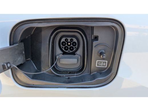 Citroën &euml;-C4 Collection 156pk Extended range 54 kWh | Navigatie | Apple Carplay / Android Auto | Camera | Stoe... ActivLease financial lease