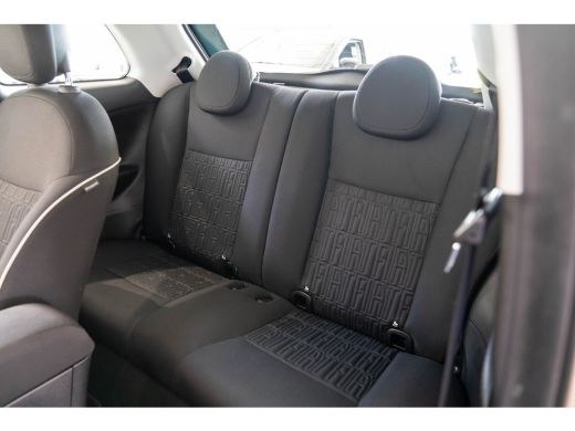 Fiat 500e Icon 42 kWh | Camera | Stoelverwarming | Parkeersensoren | Apple Carplay & Android Auto | Climate... ActivLease financial lease