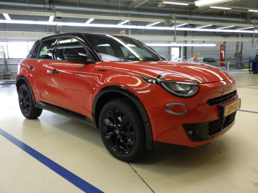 Fiat 600 1.2 Hybrid Sport 145pk Tot 8 Jaar Garantie! | Navigatie | Achteruitrijcamera | Elektr. Stoelen | ... ActivLease financial lease