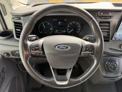 Ford E-Transit 68kWh 184PK L3H2 317km WLTP 94% (SOH) BEV Snelladen Carplay Climate control Camera Parkeersensore... ActivLease financial lease