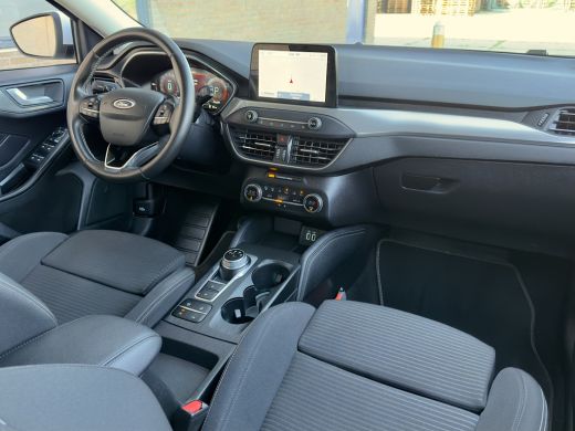 Ford Focus 1.0 ECOBOOST AUT8 TITANIUM X NAVI CAMERA APPLE-CARPLAY LED LMV PDC ActivLease financial lease