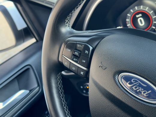 Ford Focus 1.0 ECOBOOST AUT8 TITANIUM X NAVI CAMERA APPLE-CARPLAY LED LMV PDC ActivLease financial lease