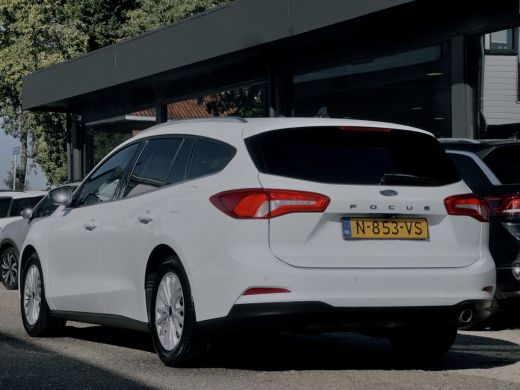 Ford Focus 1.0 ECOBOOST AUT8 TITANIUM X NAVI CAMERA APPLE-CARPLAY LED LMV PDC ActivLease financial lease