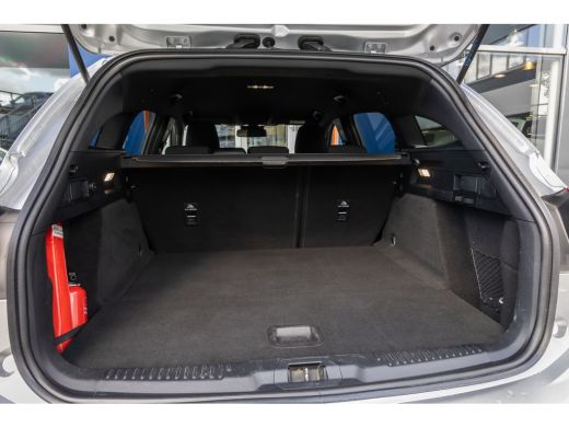 Ford Focus 1.0 EcoBoost Hybrid ST-Line | Stoel/stuur/voorruit verwarming | Apple Carplay/Android Auto | Crui... ActivLease financial lease