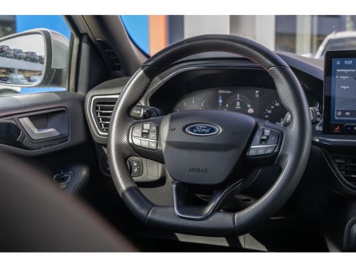Ford Focus 1.0 EcoBoost Hybrid ST-Line | Stoel/stuur/voorruit verwarming | Apple Carplay/Android Auto | Crui... ActivLease financial lease