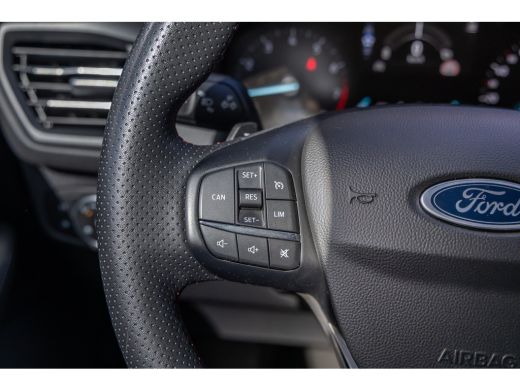 Ford Focus 1.0 EcoBoost Hybrid ST-Line | Stoel/stuur/voorruit verwarming | Apple Carplay/Android Auto | Crui... ActivLease financial lease