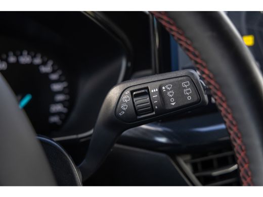Ford Focus 1.0 EcoBoost Hybrid ST-Line | Stoel/stuur/voorruit verwarming | Apple Carplay/Android Auto | Crui... ActivLease financial lease