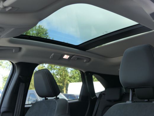 Ford Kuga 2.5 PHEV Active X | Panoramadak | Trekhaak | Matrix LED | 19 Inch | AGR Stoelen | B&O Audio | Ada... ActivLease financial lease