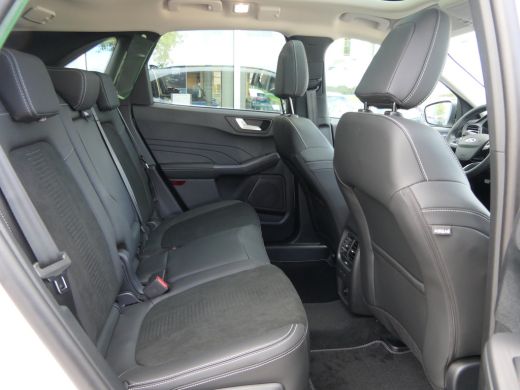 Ford Kuga 2.5 PHEV Active X | Panoramadak | Trekhaak | Matrix LED | 19 Inch | AGR Stoelen | B&O Audio | Ada... ActivLease financial lease