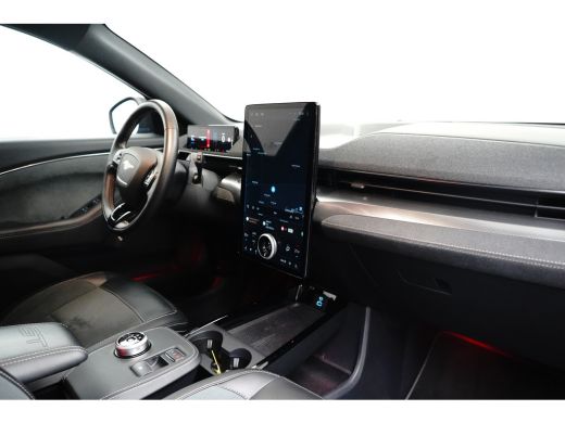 Ford Mustang Mach-E Mach-E GT Extended AWD 98 kWh | Achteruitrijcamera | Apple Carplay/Android Auto|telefoonintegrati... ActivLease financial lease