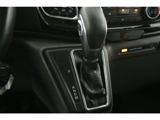Ford Transit Custom 2.0 TDCI L2H1 185PK Sport | Automaat | Airco | Cruise | Carplay | Camera | 3 Zits | Trekhaak | 2x... ActivLease financial lease