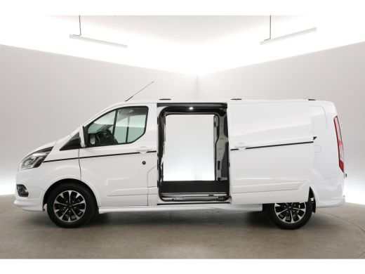 Ford Transit Custom 2.0 TDCI L2H1 185PK Sport | Automaat | Airco | Cruise | Carplay | Camera | 3 Zits | Trekhaak | 2x... ActivLease financial lease