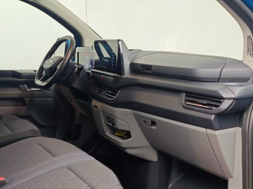 Ford Transit Custom 320 2.5 PHEV L2H1 Limited DC 233PK 6 Persoons | Camera | Carplay | Fabrieksgarantie tot 11-2029 ActivLease financial lease