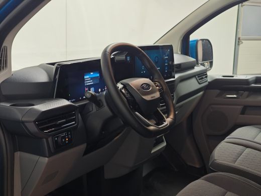 Ford Transit Custom 320 2.5 PHEV L2H1 Limited DC 233PK 6 Persoons | Camera | Carplay | Fabrieksgarantie tot 11-2029 ActivLease financial lease