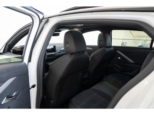 Opel Astra 1.2 Turbo Hybrid GS | Tot 8 Jaar Garantie | Schuif-Kanteldak | Alcantara | Head-Up | Keyless | Ma... ActivLease financial lease