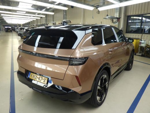Opel Grandland 1.6 Turbo Plug-in-Hybrid Ultimate | Nieuwe auto | Panorama/schuifdak | Lederen bekleding | Focal ... ActivLease financial lease