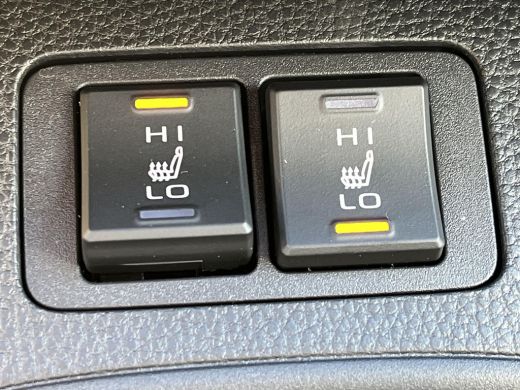 Toyota Corolla Cross Hybrid 140 Dynamic | Mud Bath metallic | Nieuw uit voorraad leverbaar | ActivLease financial lease