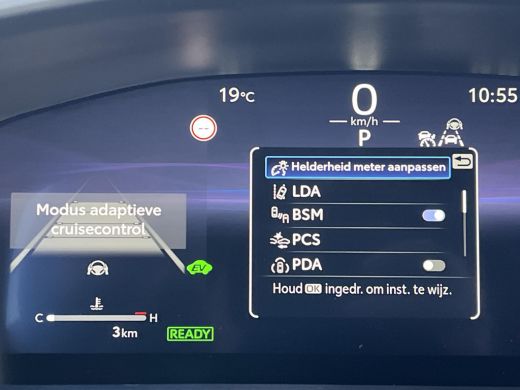 Toyota Corolla Cross Hybrid 140 Dynamic | Mud Bath metallic | Nieuw uit voorraad leverbaar | ActivLease financial lease