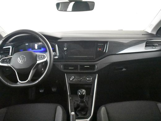 Volkswagen Polo 1.0 TSI 95PK Life Edition l App Connect l Parkeersensoren l Digital Dash l Adaptive Cr Control l ... ActivLease financial lease