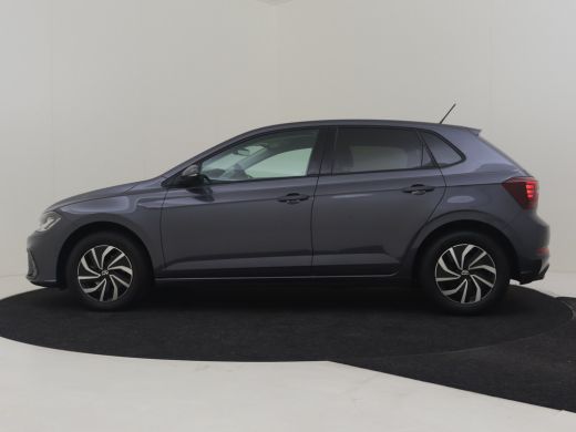 Volkswagen Polo 1.0 TSI 95PK Life Edition l App Connect l Parkeersensoren l Digital Dash l Adaptive Cr Control l ... ActivLease financial lease