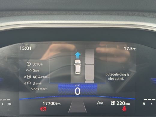 Volkswagen T-Roc TSI 115PK LIFE GOAL EDITION NAVI/CARPLAY/PDC ActivLease financial lease