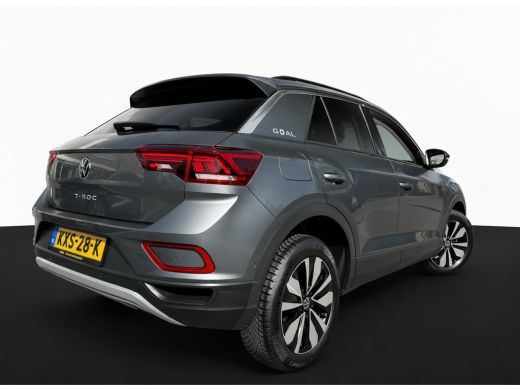 Volkswagen T-Roc TSI 115PK LIFE GOAL EDITION NAVI/CARPLAY/PDC ActivLease financial lease