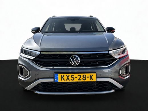 Volkswagen T-Roc TSI 115PK LIFE GOAL EDITION NAVI/CARPLAY/PDC ActivLease financial lease