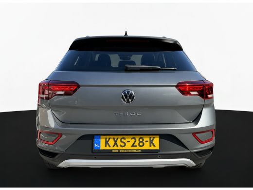 Volkswagen T-Roc TSI 115PK LIFE GOAL EDITION NAVI/CARPLAY/PDC ActivLease financial lease
