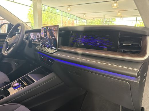 Volkswagen Tayron 1.5 TSI eHybrid 204PK DSG HYBRID ELEGANCE 360&deg;CAMERA/TREKHAAK/IQ.LIGHT/KEYLESS ActivLease financial lease