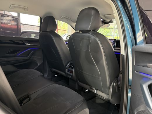 Volkswagen Tayron 1.5 TSI eHybrid 204PK DSG HYBRID ELEGANCE 360&deg;CAMERA/TREKHAAK/IQ.LIGHT/KEYLESS ActivLease financial lease