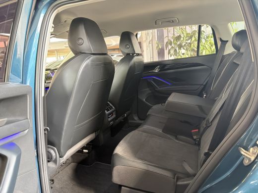 Volkswagen Tayron 1.5 TSI eHybrid 204PK DSG HYBRID ELEGANCE 360&deg;CAMERA/TREKHAAK/IQ.LIGHT/KEYLESS ActivLease financial lease