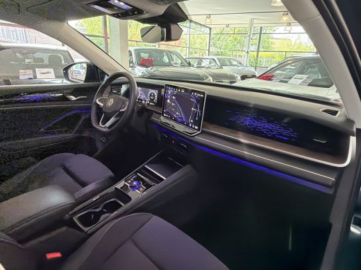 Volkswagen Tayron 1.5 TSI eHybrid 204PK DSG HYBRID ELEGANCE 360&deg;CAMERA/TREKHAAK/IQ.LIGHT/KEYLESS ActivLease financial lease