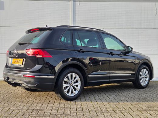 Volkswagen Tiguan 1.5 TSI Life Business Cruise control adaptief met stop&go / keyless entry/start / hill hold ActivLease financial lease