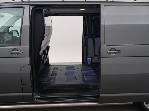 Volkswagen Transporter 2.0 TDI 150 PK DSG L2H1 HIGHLINE + 2 SCHUIFDEUREN | APPLE CARPLAY | TREKHAAK | COMFORTSTOELEN ActivLease financial lease