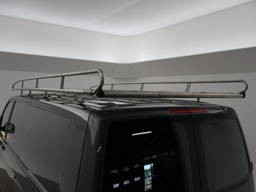 Volkswagen Transporter 2.0 TDI 150 PK DSG L2H1 HIGHLINE + 2 SCHUIFDEUREN | APPLE CARPLAY | TREKHAAK | COMFORTSTOELEN ActivLease financial lease
