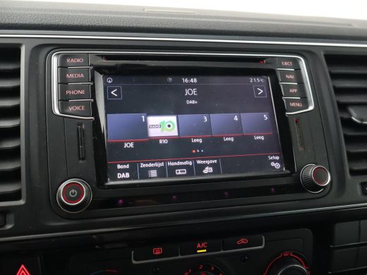 Volkswagen Transporter 2.0 TDI 150 PK DSG L2H1 HIGHLINE + 2 SCHUIFDEUREN | APPLE CARPLAY | TREKHAAK | COMFORTSTOELEN ActivLease financial lease