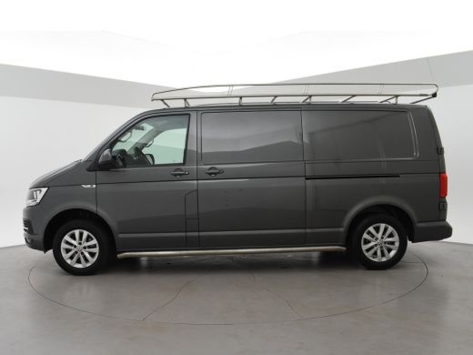 Volkswagen Transporter 2.0 TDI 150 PK DSG L2H1 HIGHLINE + 2 SCHUIFDEUREN | APPLE CARPLAY | TREKHAAK | COMFORTSTOELEN ActivLease financial lease