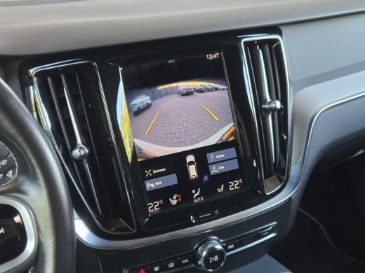 Volvo  V60 T6 Recharge AWD R-Design | Camera | Adaptive Cruise | Winter Pack | CarPlay | Harman/Kardon ActivLease financial lease