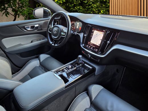 Volvo  V60 T6 Recharge AWD R-Design | Camera | Adaptive Cruise | Winter Pack | CarPlay | Harman/Kardon ActivLease financial lease