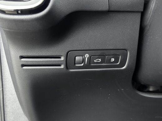 Volvo  XC40 1.5 T4 Recharge R-Design | 1e Eigenaar - NL Auto | Apple Carplay - Android Auto | Stoel + Stuurve... ActivLease financial lease