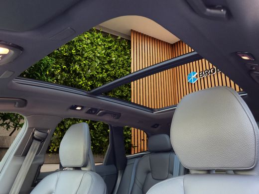 Volvo  XC60 2.0 T8 Plug-in hybrid AWD Ultimate Dark | Polestar optimalisatie | Dealer onderhouden | SOH 96% |... ActivLease financial lease