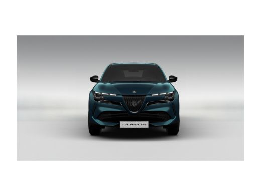 Alfa Romeo Junior Ibrida ActivLease financial lease