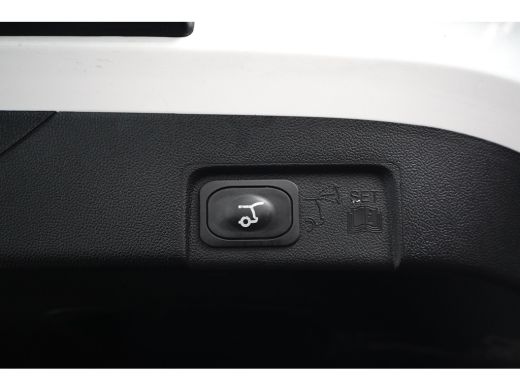 Ford Puma Titanium | Adaptive Cruise Control / Stoel- en stuurwielverwarming / Elektrisch schuif/kantel-dak... ActivLease financial lease