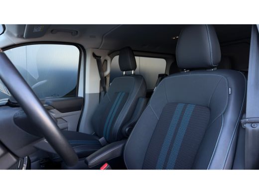 Ford Transit Custom 320 2.5 PHEV L2H1 Sport DC | Elec. Verstelbare Stoel | Trekhaak Wegklapbaar | Led | Dubbele Schui... ActivLease financial lease
