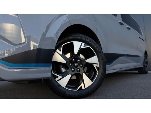 Ford Transit Custom 320 2.5 PHEV L2H1 Sport DC | Elec. Verstelbare Stoel | Trekhaak Wegklapbaar | Led | Dubbele Schui... ActivLease financial lease
