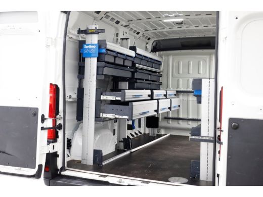 Peugeot Boxer 2.2 BlueHDi 120pk L2H2 Airco/Navi/Inrichting 07-2021 ActivLease financial lease
