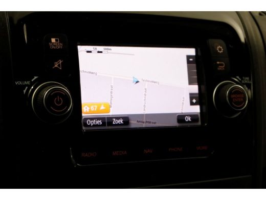 Peugeot Boxer 2.2 BlueHDi 120pk L2H2 Airco/Navi/Inrichting 07-2021 ActivLease financial lease