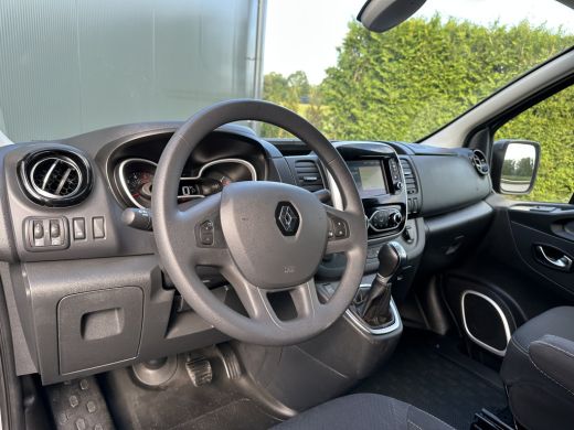 Renault Trafic 2.0 dCi 170 PK AUTOMAAT / L2H1 / DUBBEL CABINE / 2x SCHUIFDEUR / CAMERA / LED KOPLAMPEN / TREKHAA... ActivLease financial lease