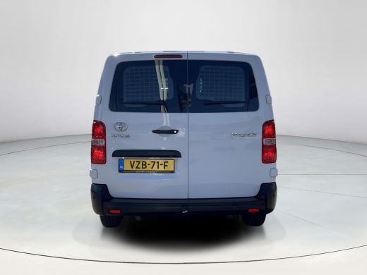 Toyota ProAce 2.0 D-4D Navigator Long ActivLease financial lease