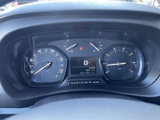 Toyota ProAce 2.0 D-4D Navigator Long ActivLease financial lease